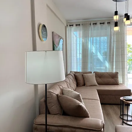 Marina Bay House 아파트 Vlorë