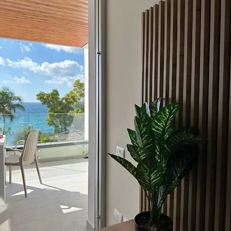 Marina Bay House *